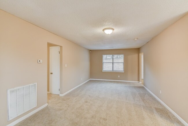 Foto del edificio - Cozy 3 Bedroom Home in Center Point, AL