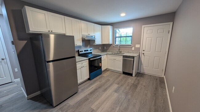 Foto del edificio - 1558 Patrick Ave