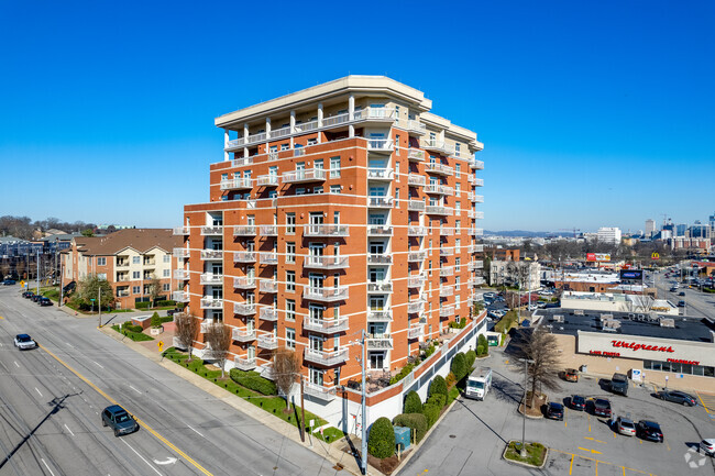 Building Photo - The West End