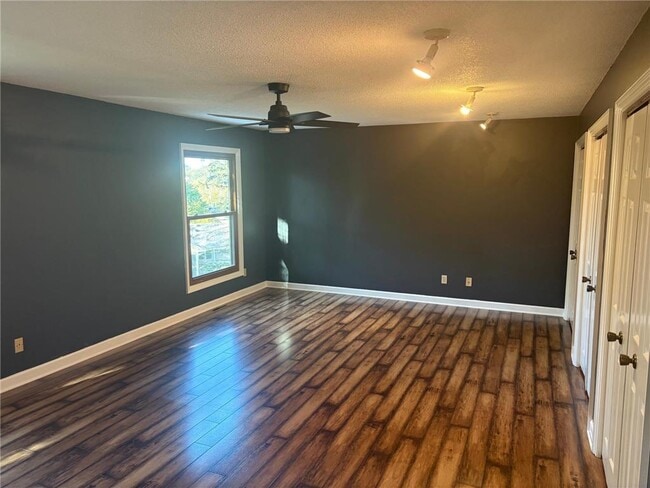 Foto del edificio - 2510 Wellington Cir