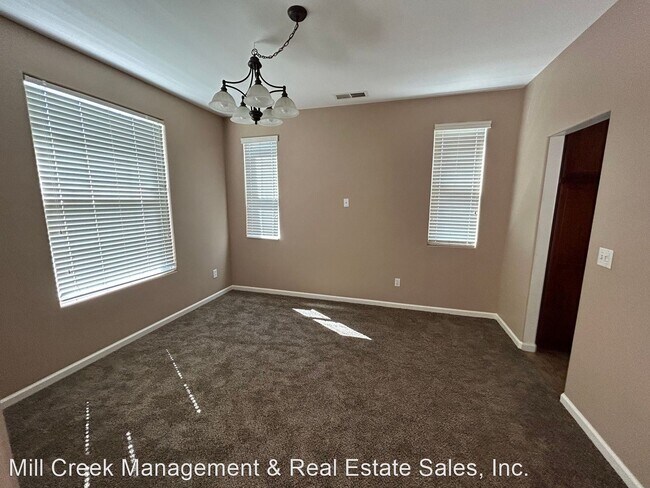 Building Photo - 4 br, 3 bath House - 1513 N. Pisa