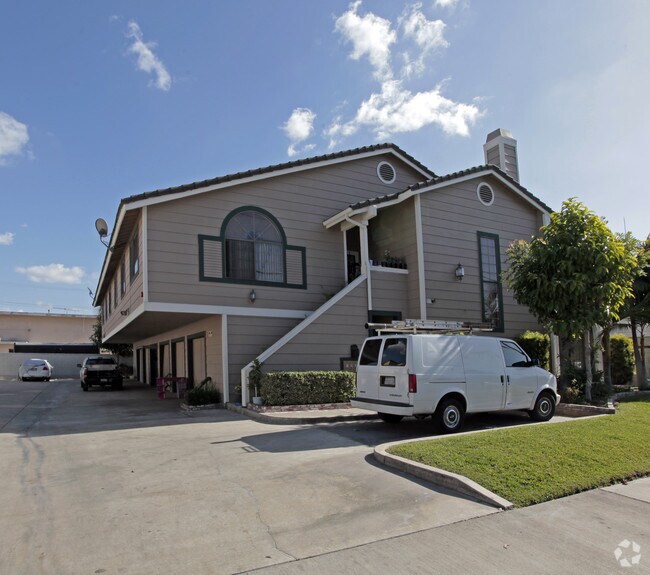 Foto principal - 13762 Pine St