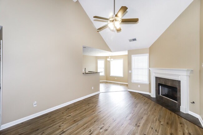 Building Photo - 1402 Leery Cove