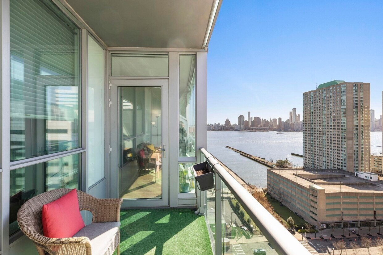 20 Newport Pkwy Unit 2103, Jersey City, NJ 07310 Condo for Rent in