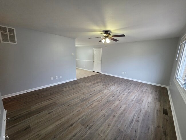 Building Photo - 1936 Heather Ct