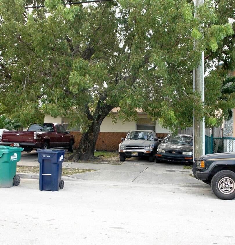 Building Photo - 10820 SW 7th St