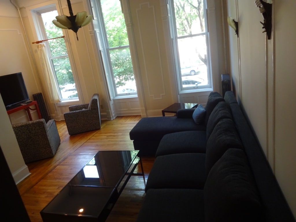 Primary Photo - 244 Washington Ave