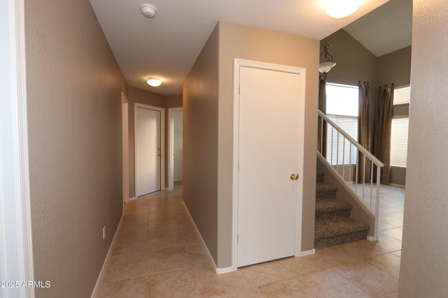 Building Photo - 1167 West Swan Drive