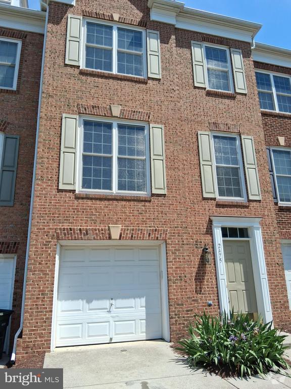 Building Photo - 2475 Terra Cotta Cir