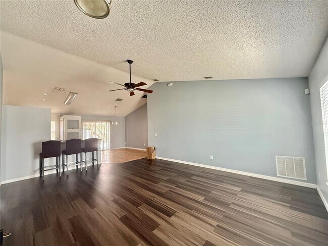 Foto del edificio - 1905 Myakka Ct