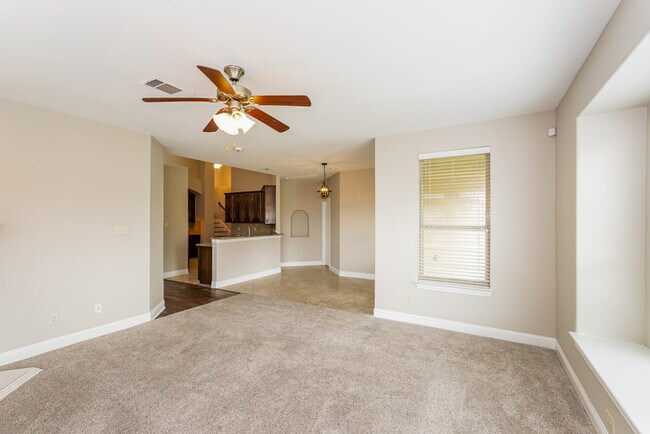 Building Photo - Bright 4-Bedroom Home in Royse City, TX!