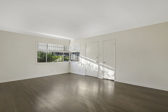 Living Room - 4058 9th Ave