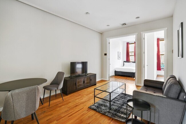 Building Photo - 310 Tompkins Avenue