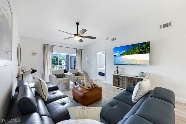 Building Photo - 824 Tanbark Dr