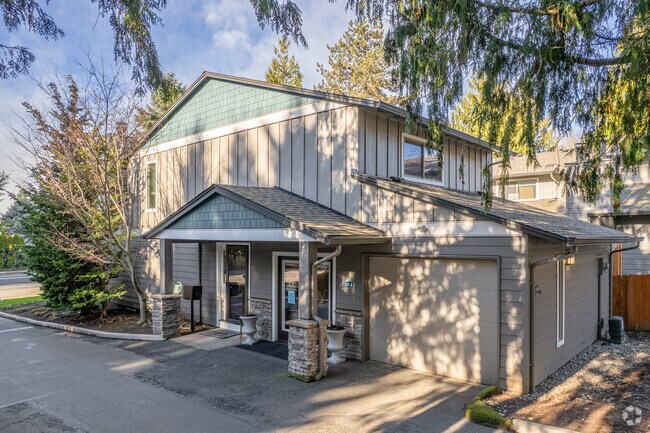 Leasing Center - Royal Ridge Condominiums