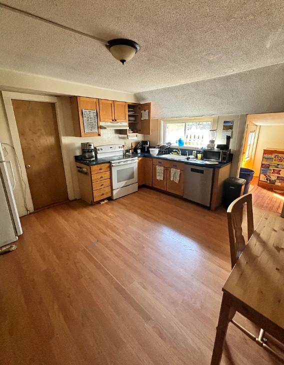 Photo - 126 Bridge St House