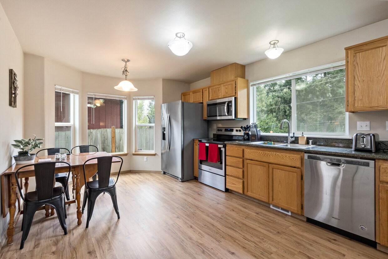 Foto principal - 5625 208th Street Ct E