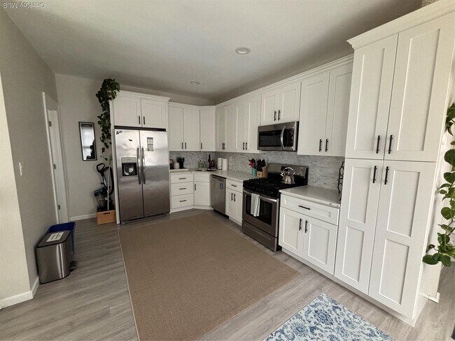 Foto del edificio - 412 W Hudson St