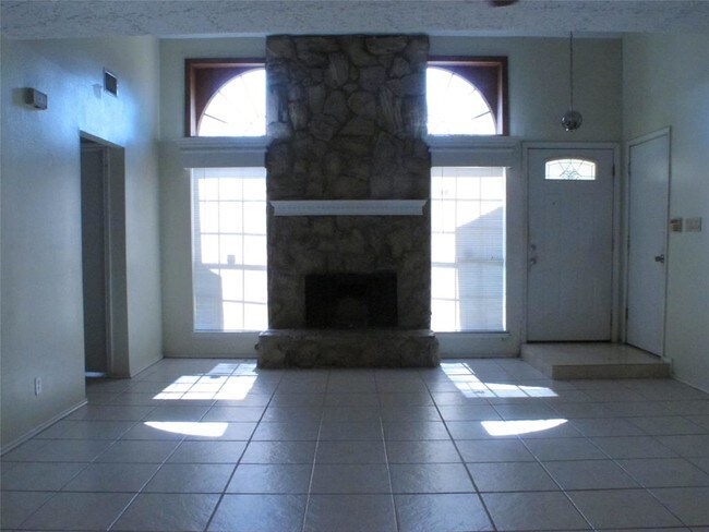 Foto del edificio - 16802 Applecross Ln