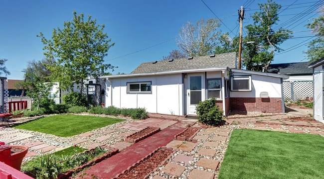 Building Photo - 2401 W Jewell Ave