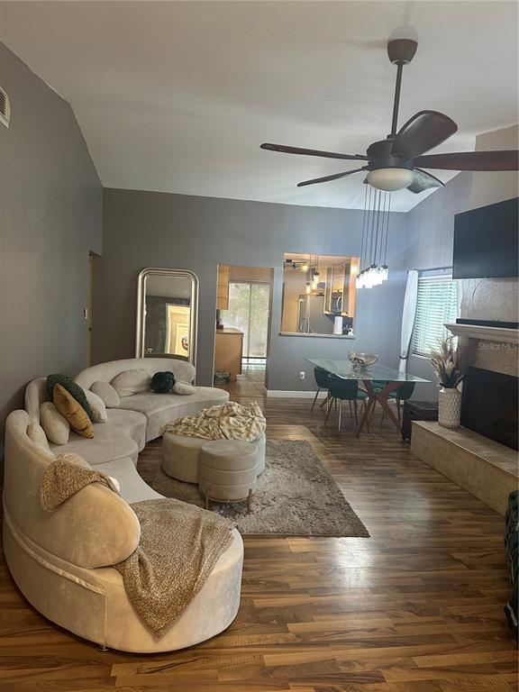 Foto del edificio - 7252 Harbor Heights Cir