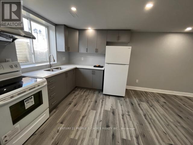 Building Photo - 20 Ardglen Dr