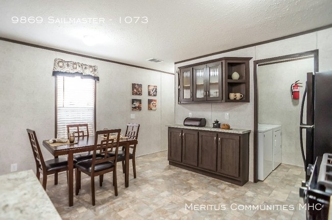 Building Photo - 3 Bed 2 Bath Home for Rent