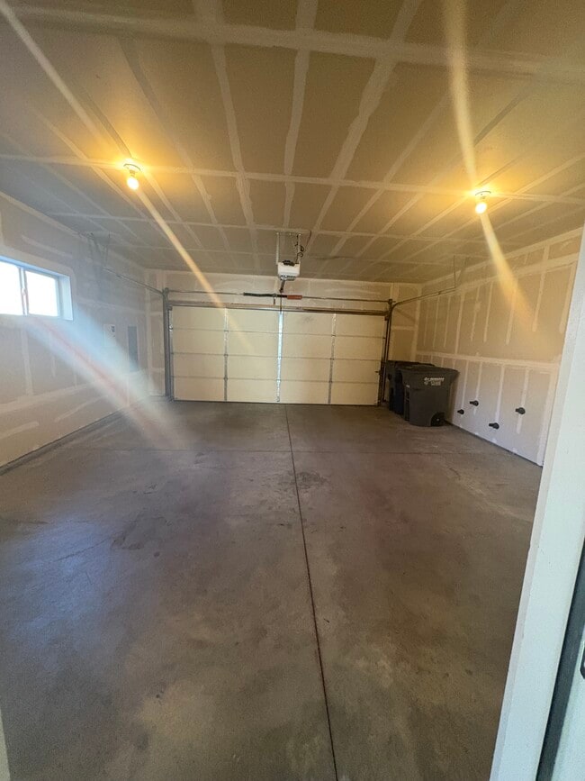 Building Photo - 86 Cheyenne Blvd