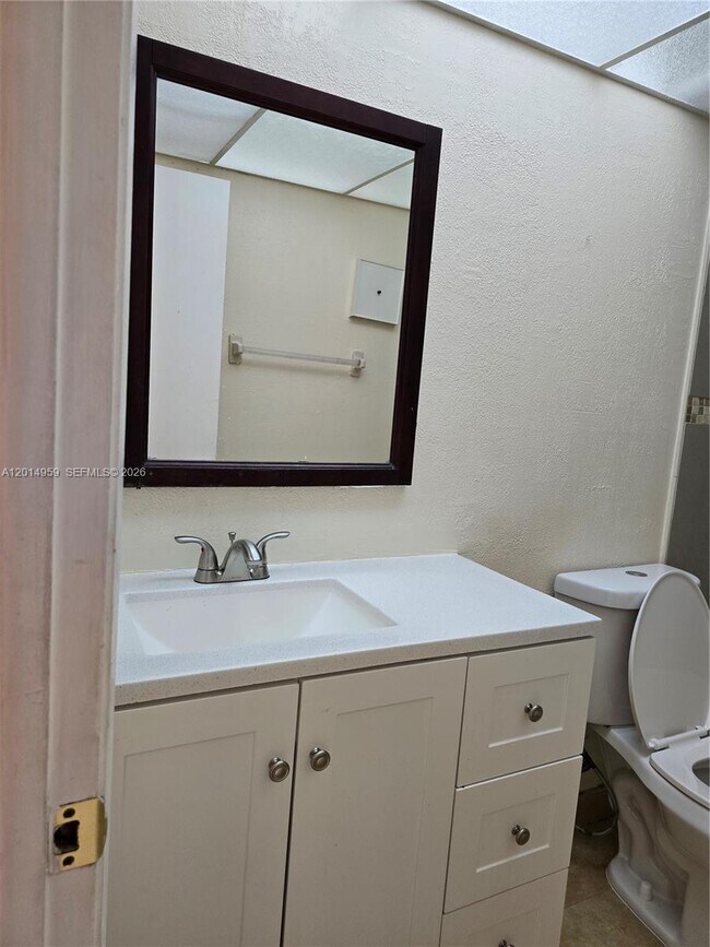 Foto del edificio - 11477 NW 39th Ct