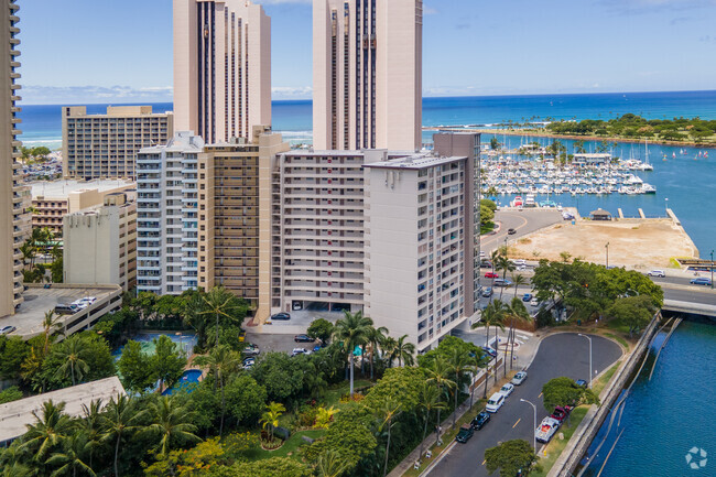 Building Photo - Harbor View Plaza