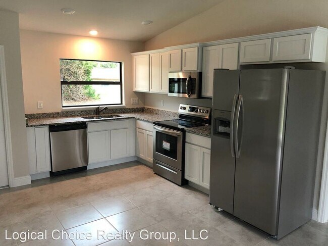 Foto del edificio - 971 Roseway Terrace NW