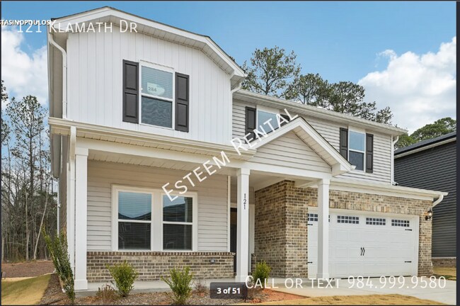 Building Photo - 121 Klamath Dr