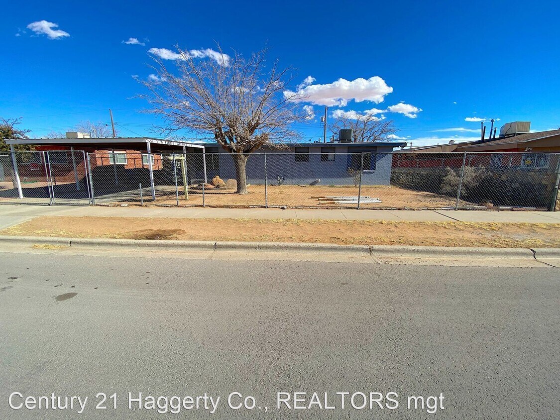 3 br, 1.5 bath House 10328 Commodore House Rental in El Paso, TX