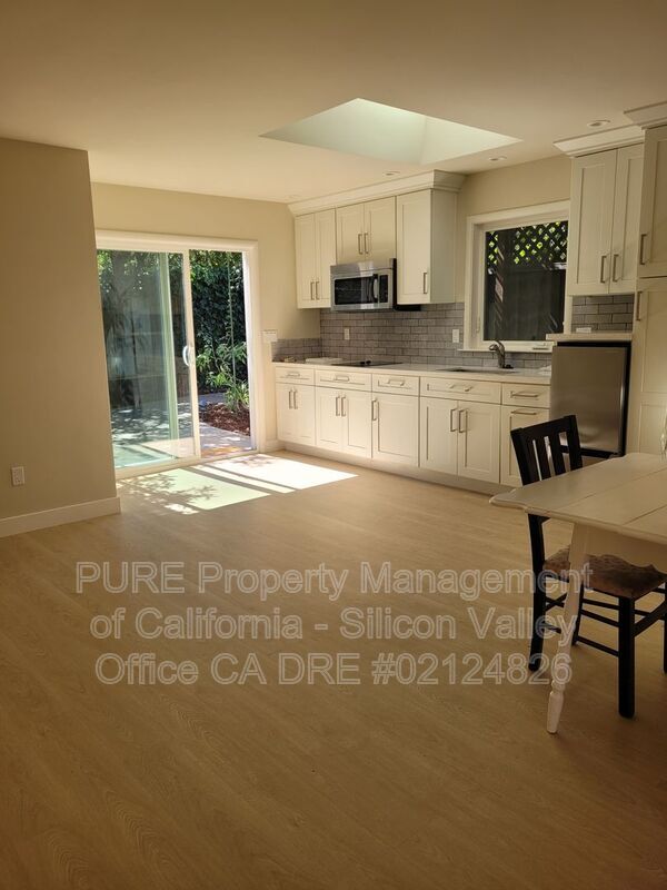 Foto principal - 1023 Mercedes Ave