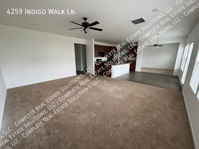 Foto del edificio - 4259 Indigo Walk Ln