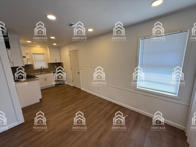 Foto del edificio - 301 Gose-Lee Ln