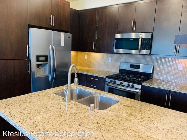 Building Photo - 3 br, 3 bath House - 2134 Cosmo Way