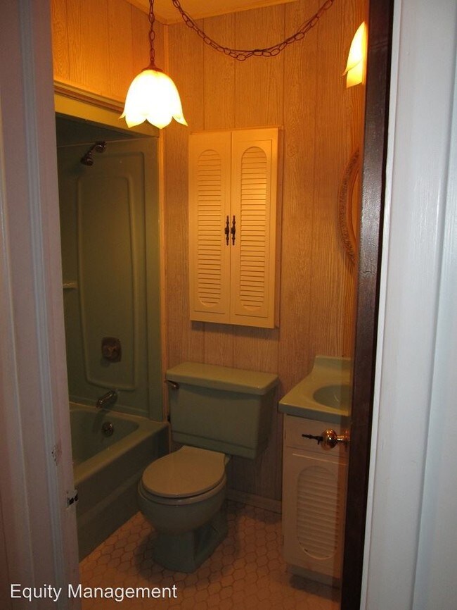 Building Photo - 3 br, 2 bath House - 2428 Amberly Drive