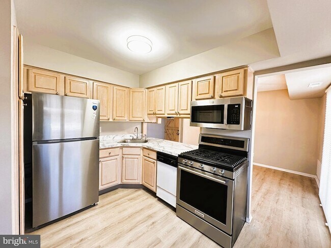 Foto del edificio - 42 Michael Rd