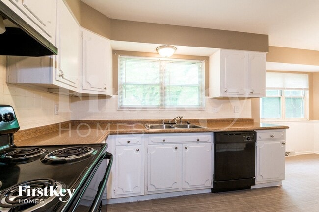 Foto del edificio - 12525 Bay Shore Dr