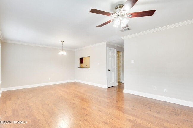 Building Photo - 112 Hillside Dr