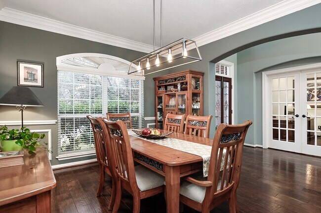 Foto del edificio - 31 Bluff Creek Pl