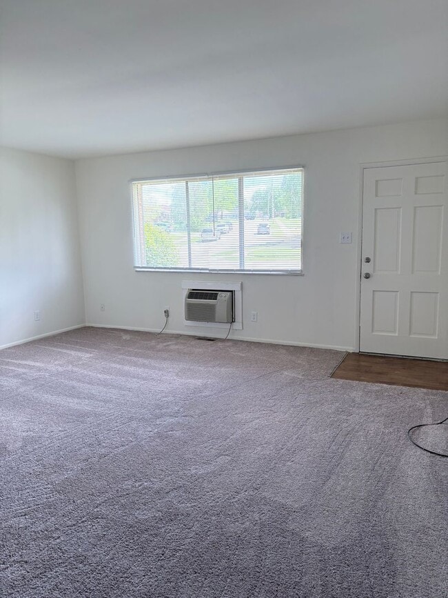 Photo - 2 bedroom ranch style apartment
