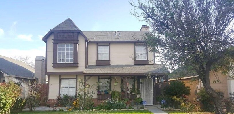 Primary Photo - 8329 Pioneer Dr