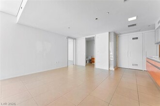 Building Photo - 3722 S Las Vegas Blvd