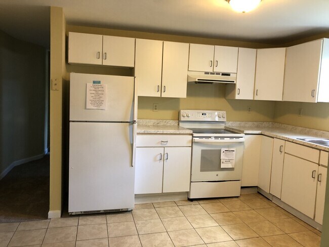 Building Photo - 15 LLC-15 Macomb