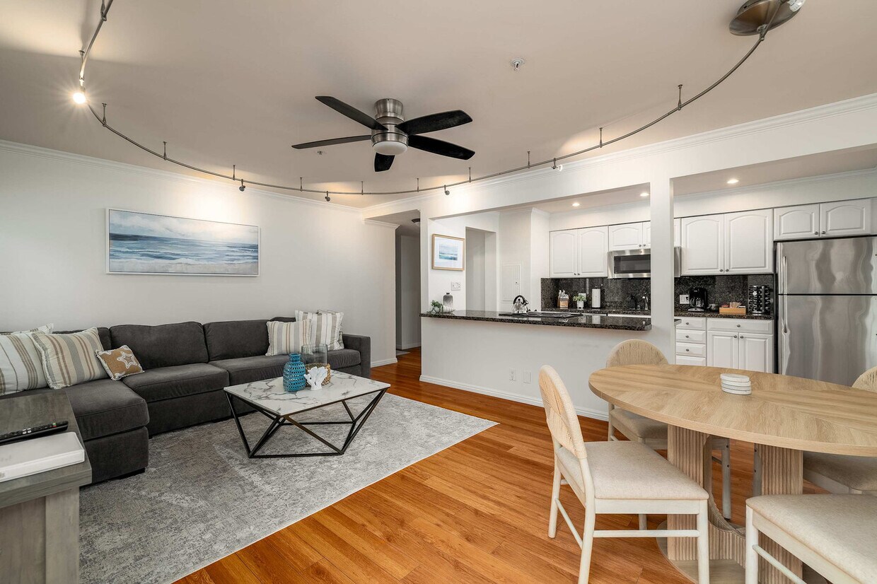 Foto principal - 457 Coast Blvd
