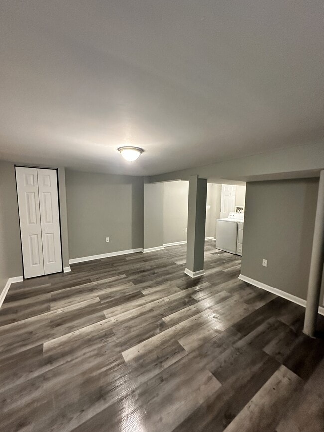 Building Photo - 3428 6th St