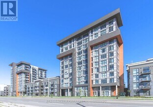 Building Photo - 460 Dundas St E