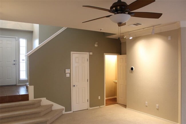 Foto del edificio - 2632 Century Park Blvd